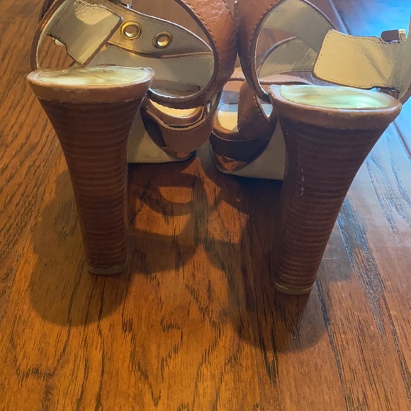 Michael Kors platform heel - Picture 5 of 7